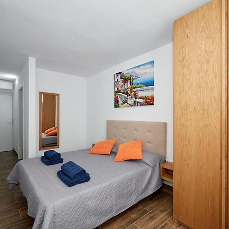 El Patio Hostal Аликанте Екстериор снимка