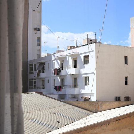 El Patio Hostal Аликанте Екстериор снимка