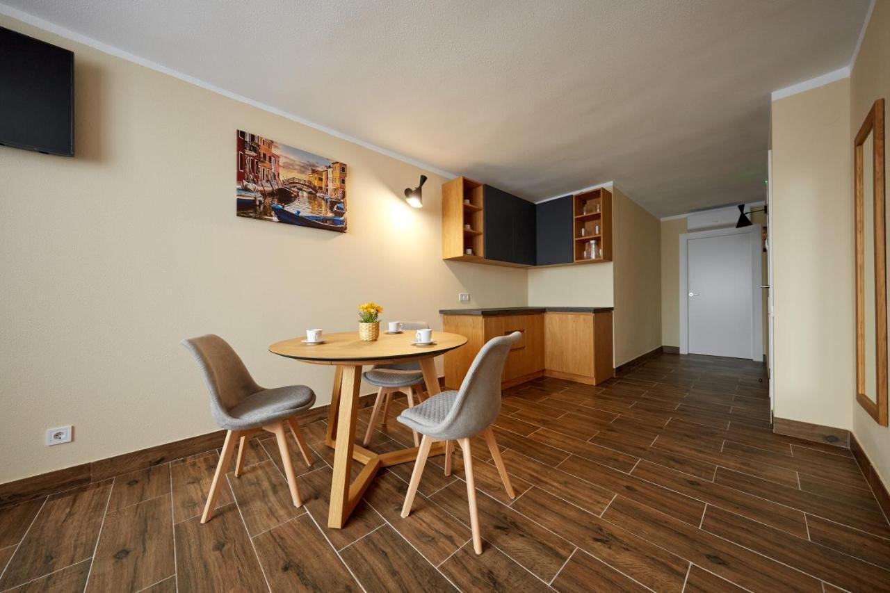 El Patio Hostal Аликанте Екстериор снимка
