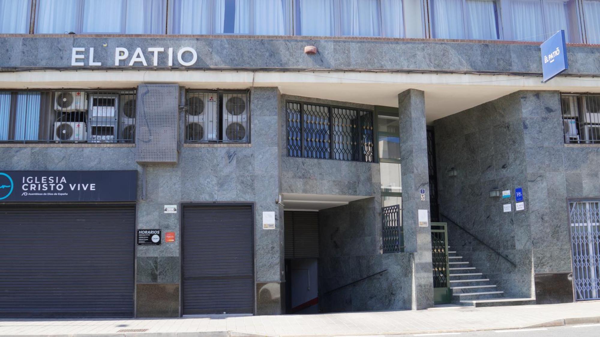 El Patio Hostal Аликанте Екстериор снимка
