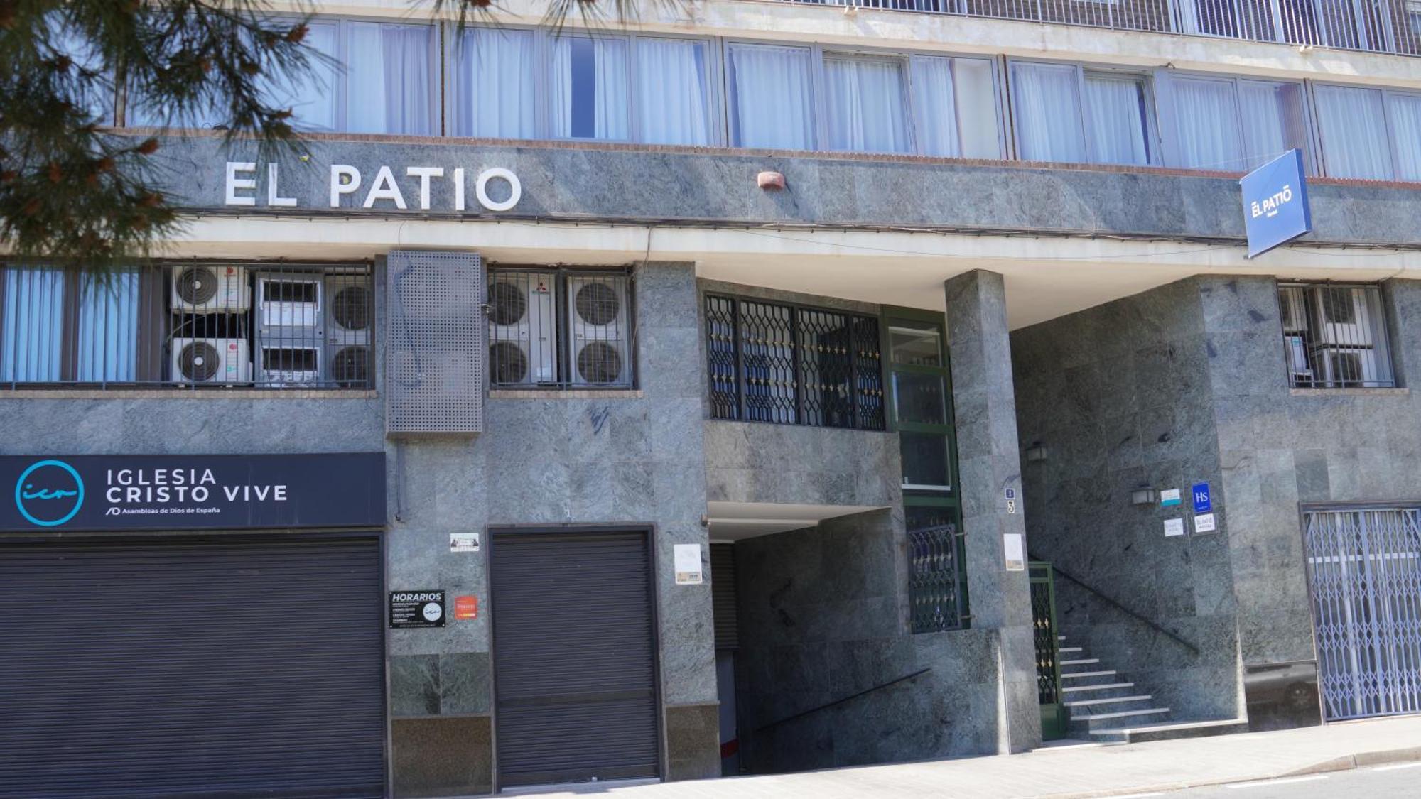 El Patio Hostal Аликанте Екстериор снимка