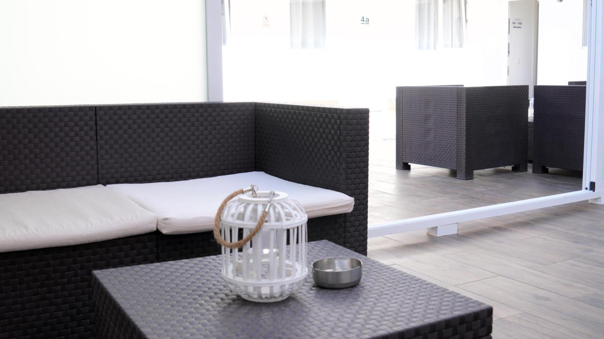 El Patio Hostal Аликанте Екстериор снимка