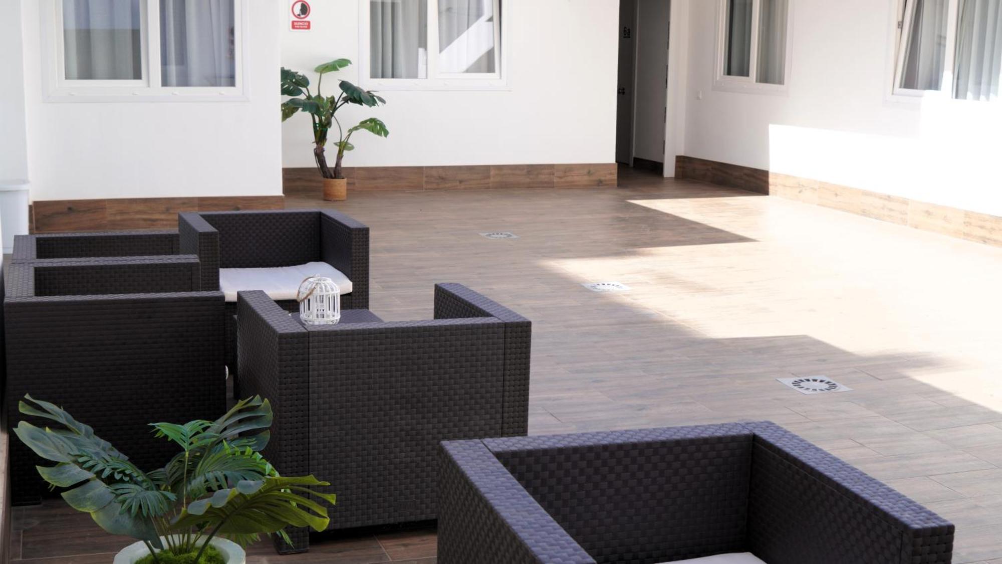 El Patio Hostal Аликанте Екстериор снимка