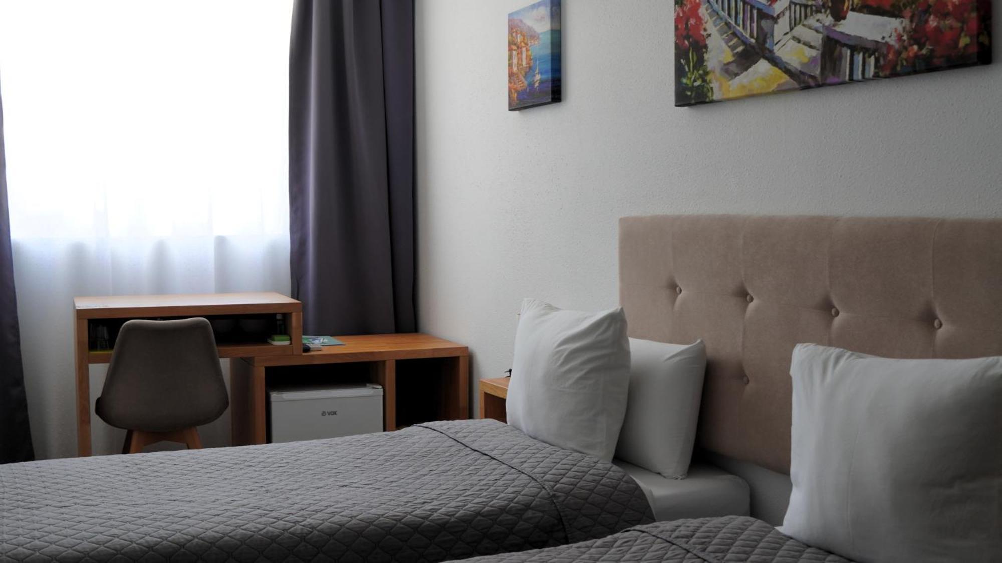 El Patio Hostal Аликанте Екстериор снимка