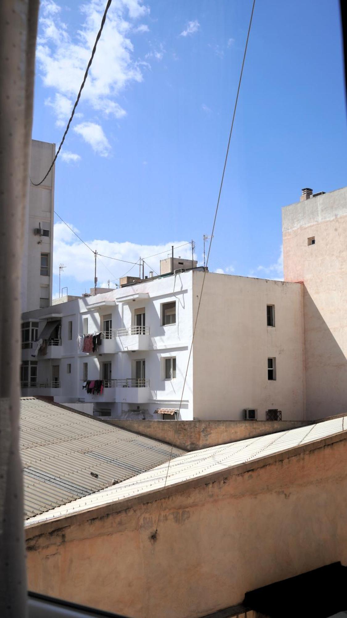 El Patio Hostal Аликанте Екстериор снимка