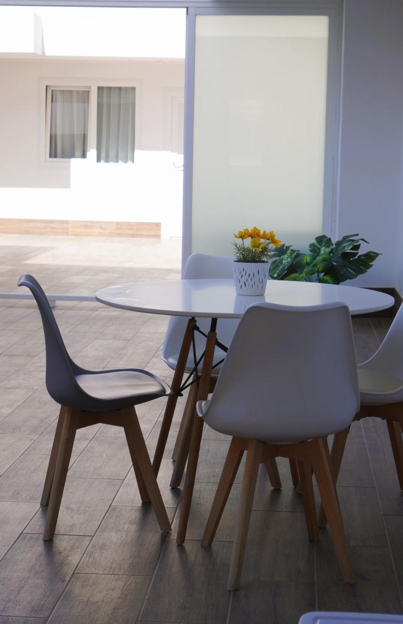El Patio Hostal Аликанте Екстериор снимка