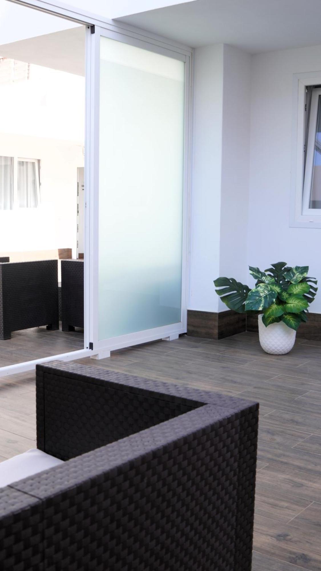 El Patio Hostal Аликанте Екстериор снимка